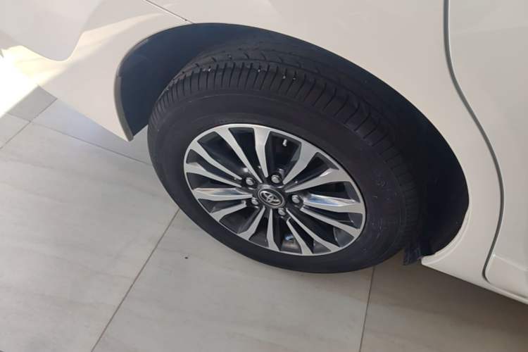 Used Toyota Levin 2018 185T CVT Prestige Version China VI Standard Right Rear Wheel Hub