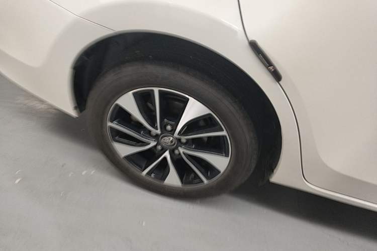 Used Toyota Levin 2018 185T CVT Luxury Edition China V Standard Right Rear Wheel Hub