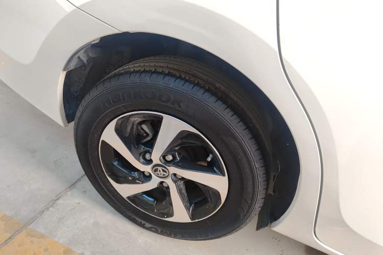 Used Toyota Levin 2018 185T CVT Luxury Edition Right Rear Wheel Hub