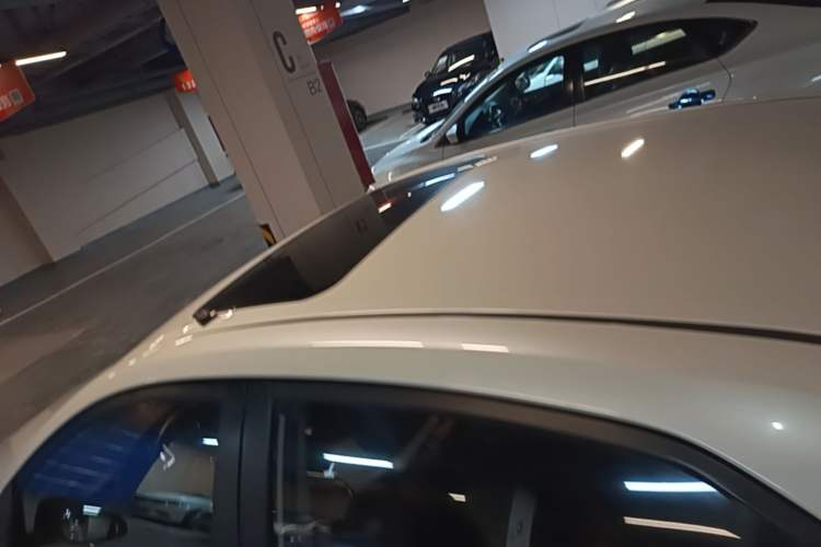 Used Toyota Levin 2018 185T CVT Prestige Version China VI Standard Roof