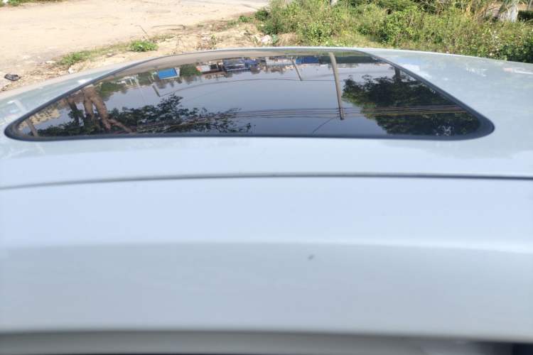 Used Toyota Levin 2018 185T CVT Prestige Version China VI Standard Roof