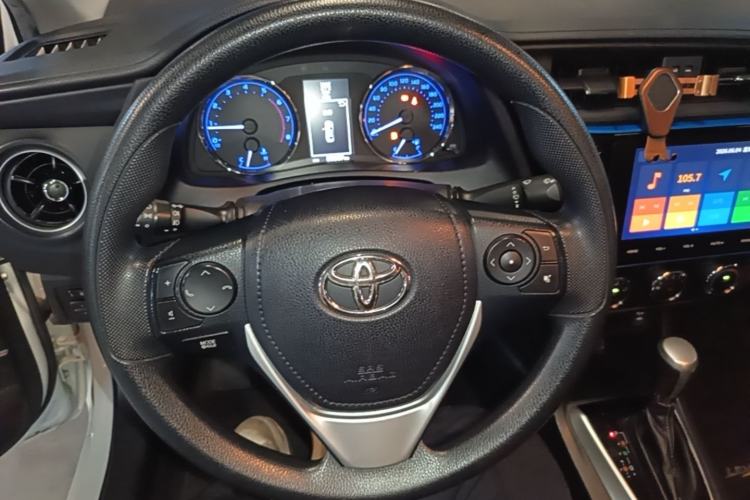 Used Toyota Levin 2018 185T CVT Prestige Version China VI Standard Steering Wheel