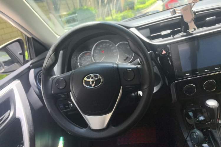 Used Toyota Levin 2018 185T CVT Luxury Edition Steering Wheel