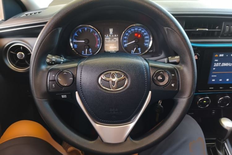 Used Toyota Levin 2018 185T CVT Luxury Edition China V Standard Steering Wheel