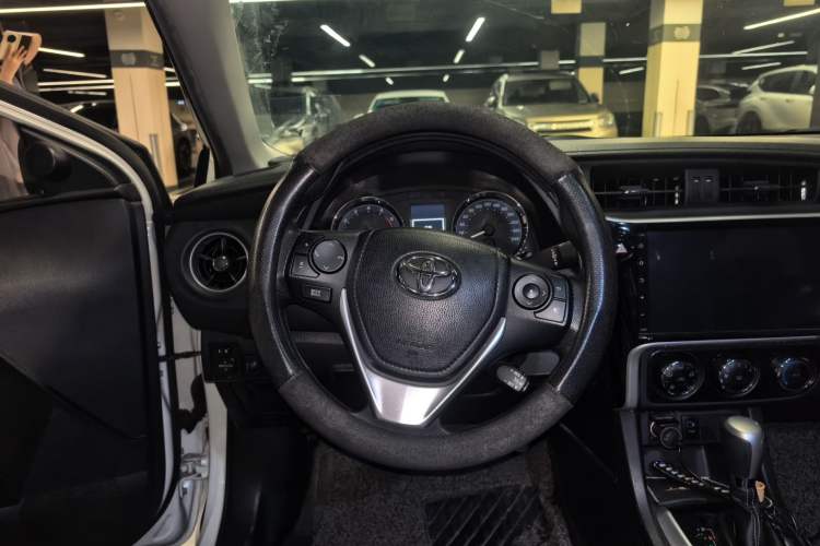 Used Toyota Levin 2018 185T CVT Luxury Edition China V Standard Steering Wheel