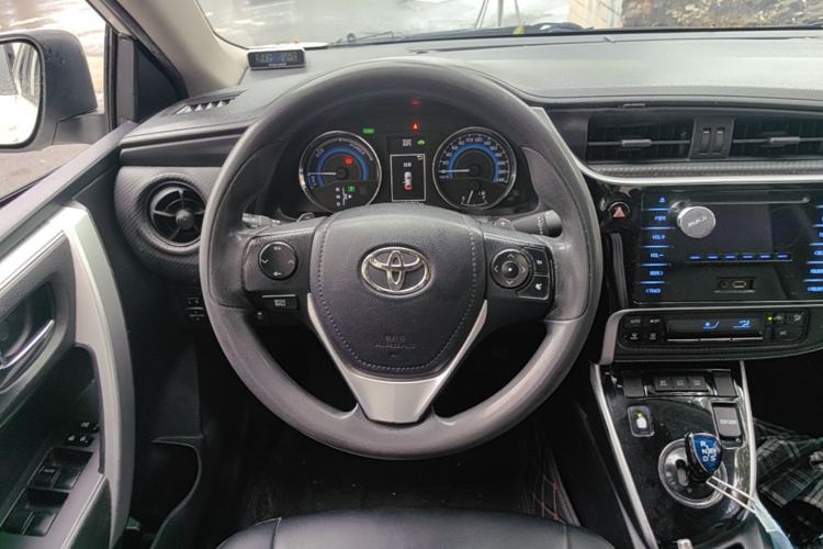 Used Toyota Levin 2018 Dual-Engine 1.8H GS-V E-CVT Prestige Version China VI Standard Steering Wheel