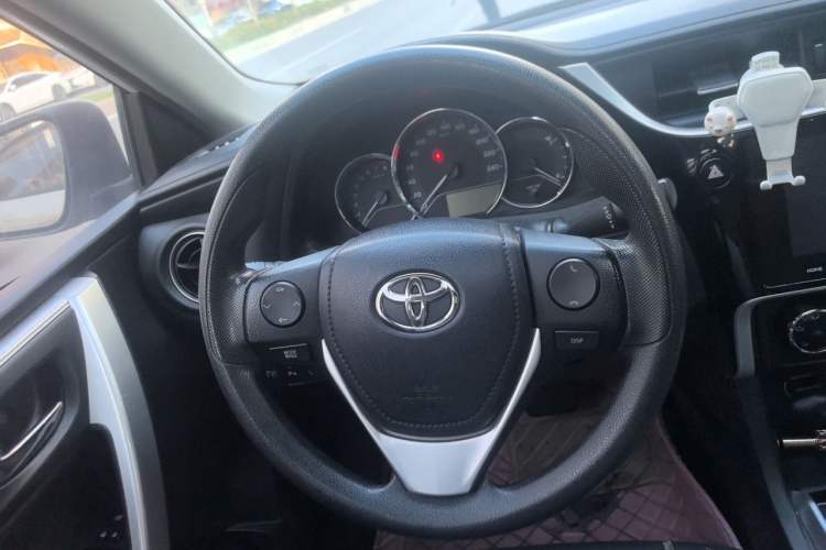 Used Toyota Levin 2018 185T CVT Luxury Edition Steering Wheel