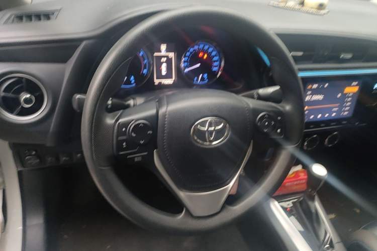 Used Toyota Levin 2018 185T CVT Luxury Edition China V Standard Steering Wheel