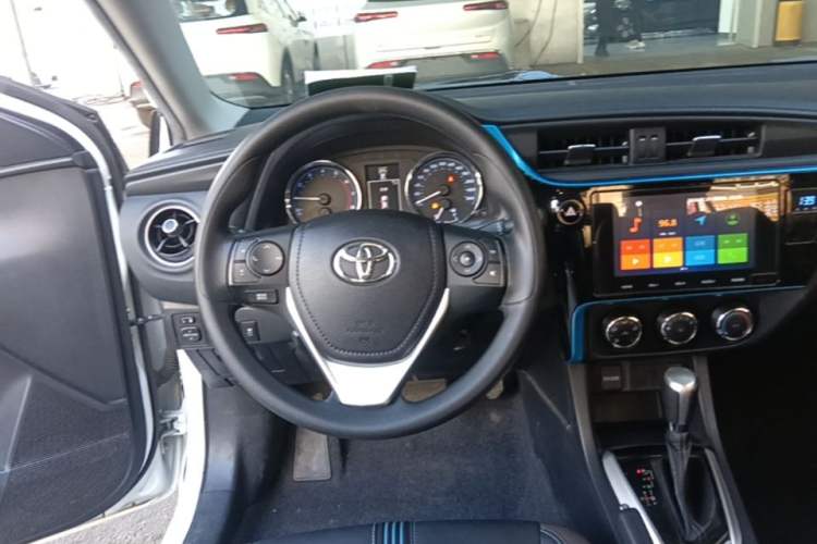 Used Toyota Levin 2018 185T CVT Luxury Edition China V Standard Steering Wheel