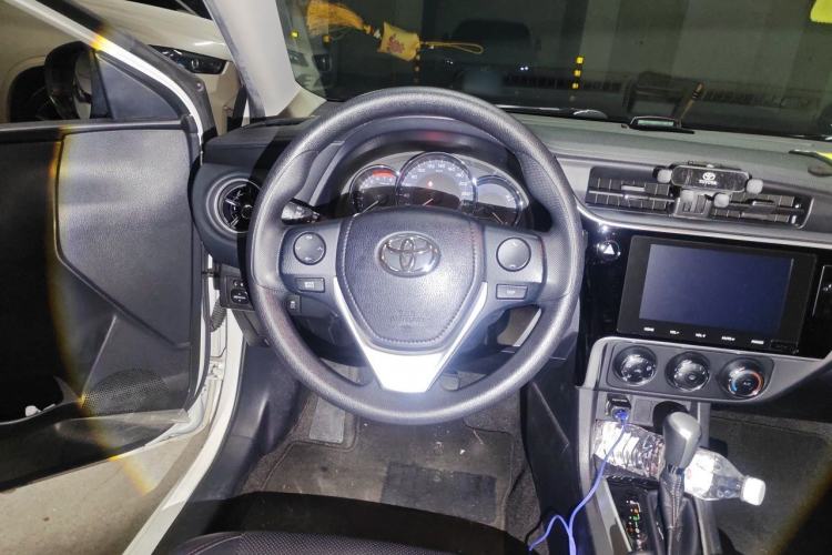 Used Toyota Levin 2018 185T CVT Luxury Edition Steering Wheel