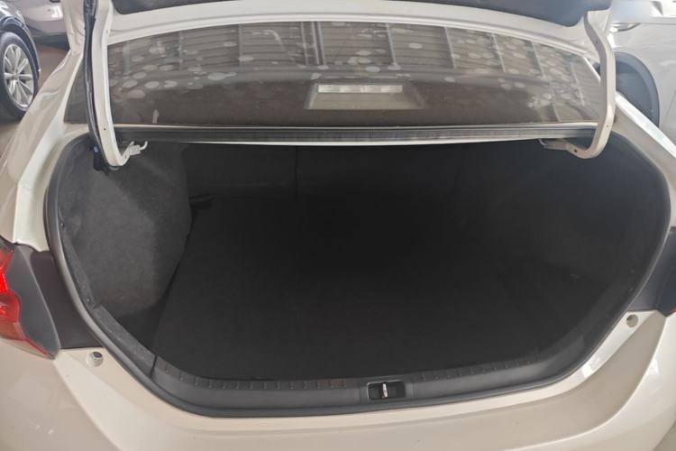 Used Toyota Levin 2018 185T CVT Luxury Edition China V Standard Trunk