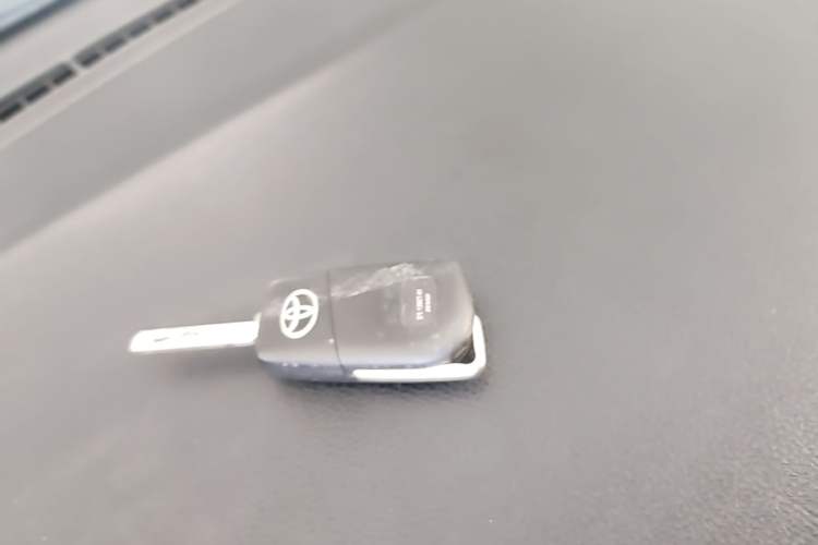 Used Toyota Levin 2018 185T CVT Prestige Version China VI Standard Vehicle Key