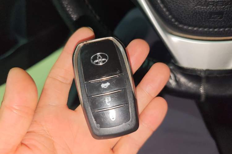 Used Toyota Levin 2018 185T CVT Luxury Edition China V Standard Vehicle Key