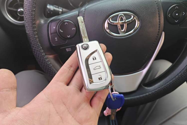 Used Toyota Levin 2018 185T CVT Luxury Edition China V Standard Vehicle Key