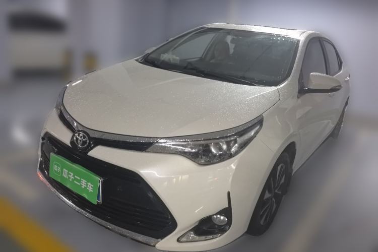Toyota Levin 2018 185T CVT Luxury Edition China V Standard с пробегом Guazi used car, China used car export, Used car for sale, Used cars, Cheapest cars for sale