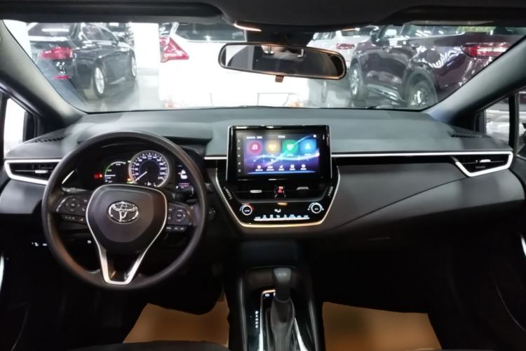 Used Toyota Levin 2019 Dual-Engine 1.8H E-CVT Sport Edition China VI Standard Center Console