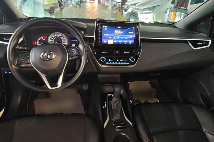 Used Toyota Levin 2019 185T CVT Luxury Edition China VI Standard Center Console