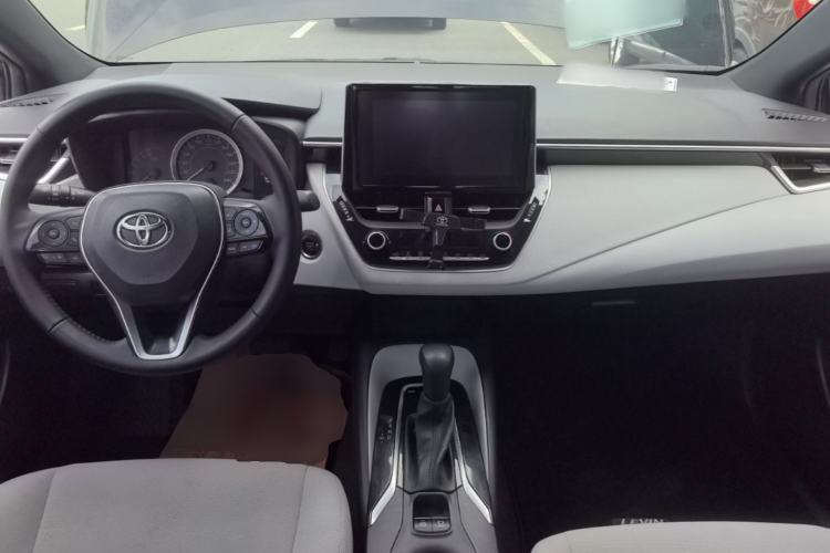 Used Toyota Levin 2019 185T CVT Luxury Edition China VI Standard Center Console