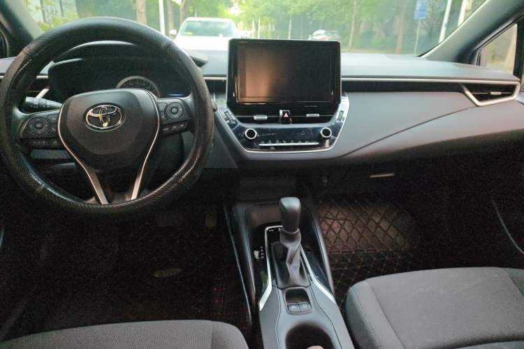 Used Toyota Levin 2019 185T CVT Luxury Edition China VI Standard Center Console