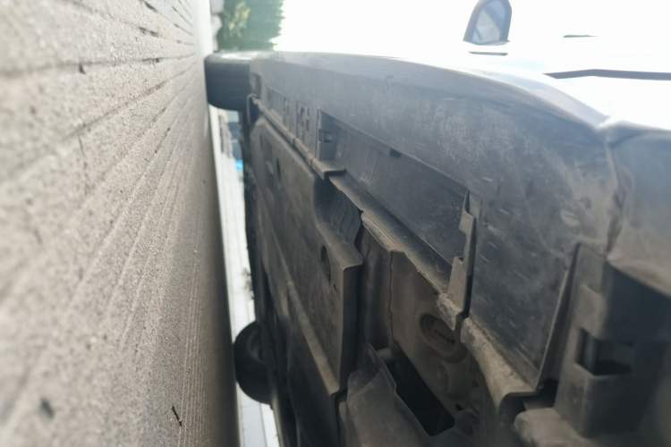 Used Toyota Levin 2019 Dual-Engine 1.8H E-CVT Luxury Edition China VI Standard Chassis Rear Left