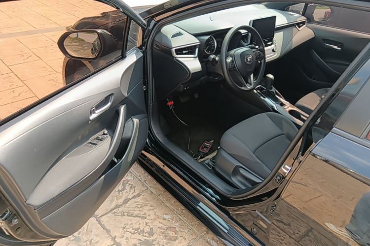 Used Toyota Levin 2019 185T CVT Luxury Edition China VI Standard Driver Seat