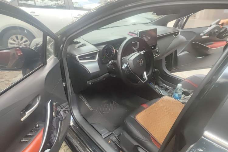 Used Toyota Levin 2019 Dual-Engine 1.8H E-CVT Luxury Edition China VI Standard Driver Seat