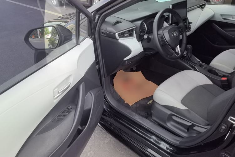 Used Toyota Levin 2019 185T CVT Luxury Edition China VI Standard Driver Seat
