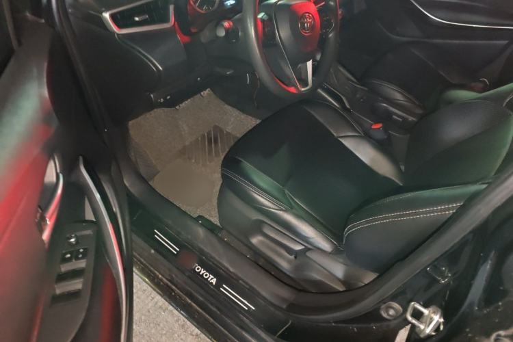 Used Toyota Levin 2019 Dual-Engine 1.8H E-CVT Luxury Edition China VI Standard Driver Seat