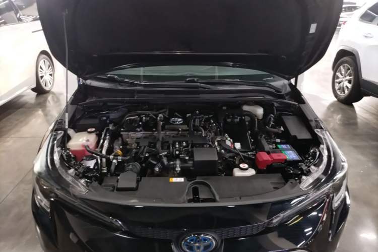 Used Toyota Levin 2019 Dual-Engine 1.8H E-CVT Sport Edition China VI Standard Engine Bay