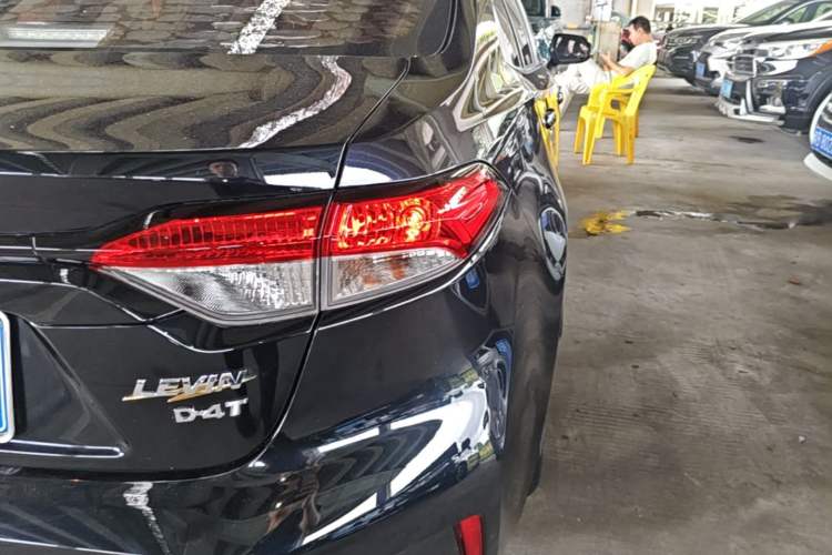 Used Toyota Levin 2019 185T CVT Luxury Edition China VI Standard Exterior 3