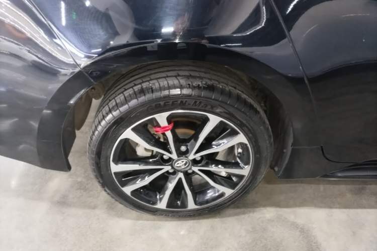 Used Toyota Levin 2019 Dual-Engine 1.8H E-CVT Sport Edition China VI Standard Exterior 5