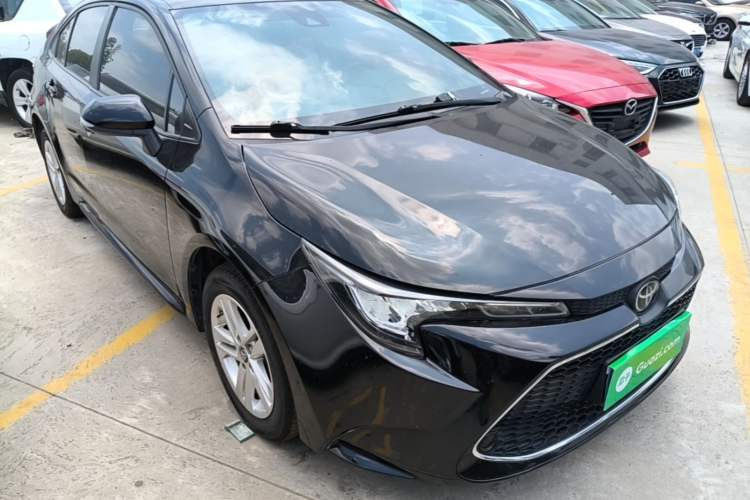 Used Toyota Levin 2019 185T CVT Luxury Edition China VI Standard Front Right 45 Deg