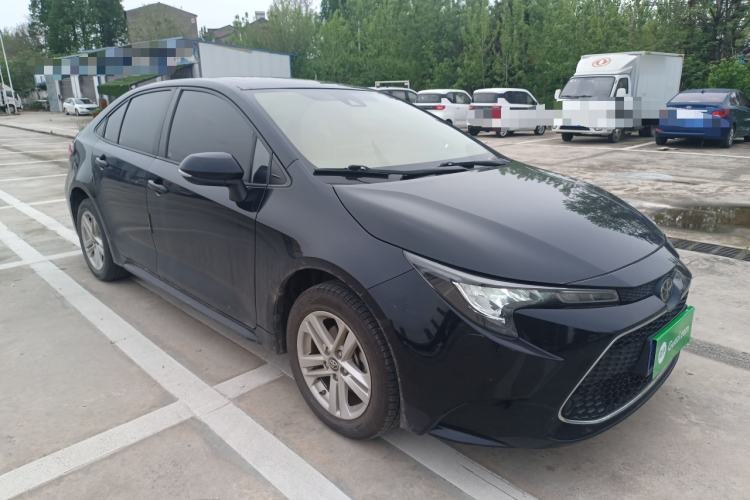 Used Toyota Levin 2019 185T CVT Luxury Edition China VI Standard Front Right 45 Deg