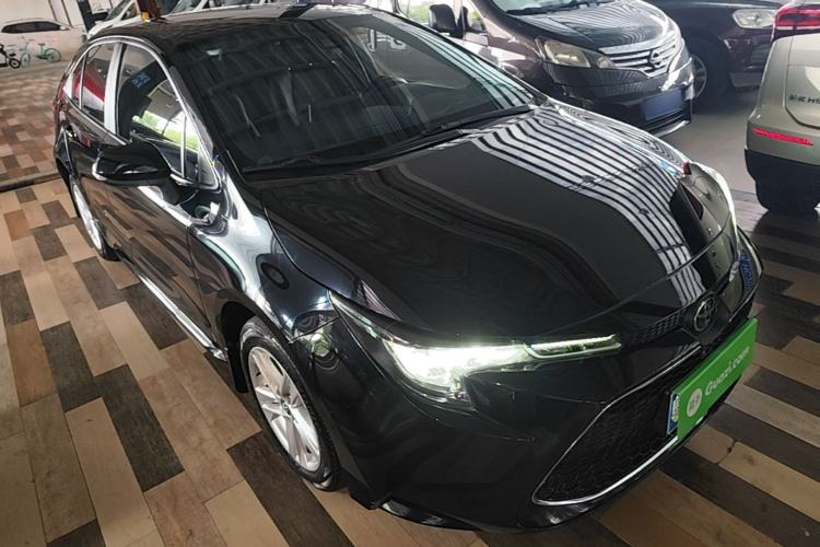 Used Toyota Levin 2019 185T CVT Luxury Edition China VI Standard Front Right 45 Deg