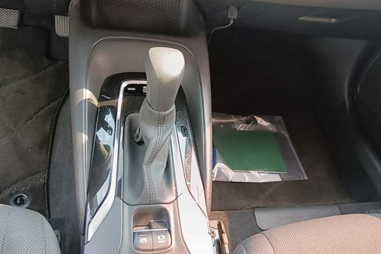 Used Toyota Levin 2019 185T CVT Luxury Edition China VI Standard Gear Lever
