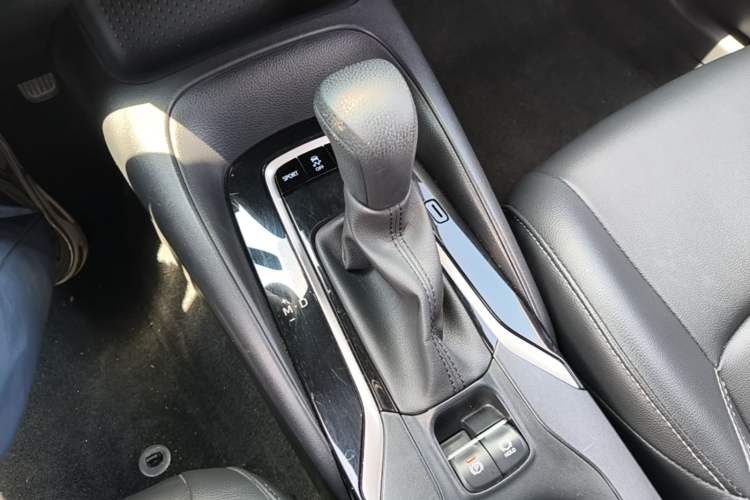 Used Toyota Levin 2019 185T CVT Luxury Edition China VI Standard Gear Lever