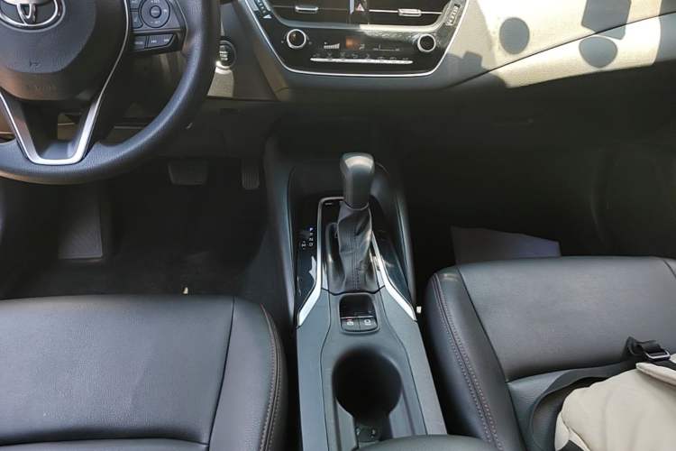 Used Toyota Levin 2019 185T CVT Luxury Edition China VI Standard Gear Lever