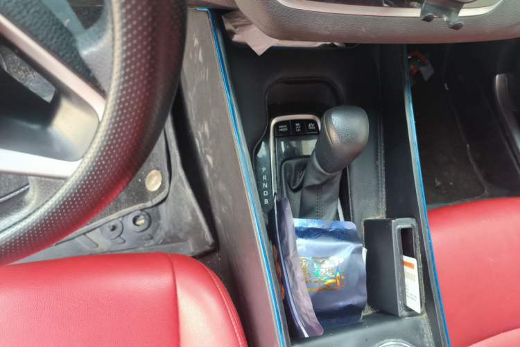 Used Toyota Levin 2019 Dual-Engine 1.8H E-CVT Luxury Edition China VI Standard Gear Lever