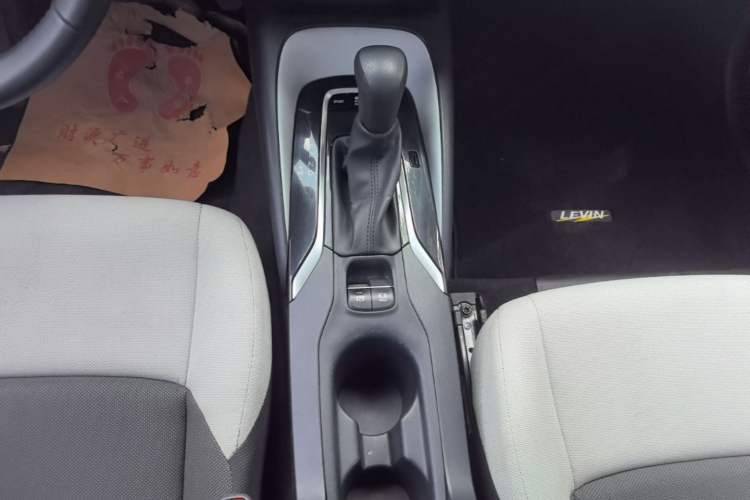 Used Toyota Levin 2019 185T CVT Luxury Edition China VI Standard Gear Lever