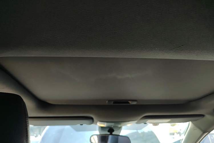Used Toyota Levin 2019 185T CVT Luxury Edition China VI Standard Headliner