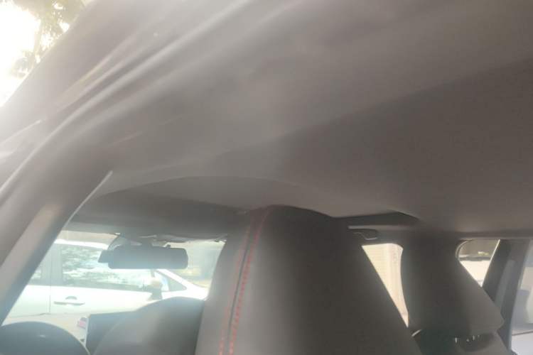 Used Toyota Levin 2019 Dual-Engine 1.8H E-CVT Luxury Edition China VI Standard Headliner
