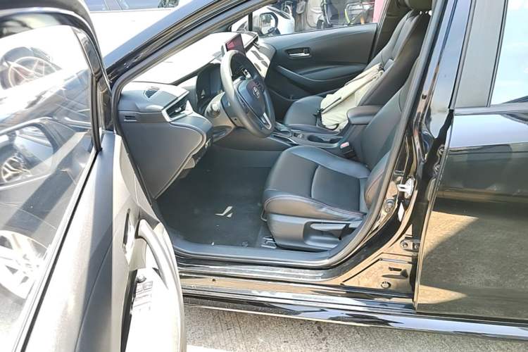 Used Toyota Levin 2019 185T CVT Luxury Edition China VI Standard Left Front Seat