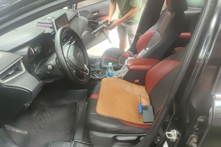 Used Toyota Levin 2019 Dual-Engine 1.8H E-CVT Luxury Edition China VI Standard Left Front Seat