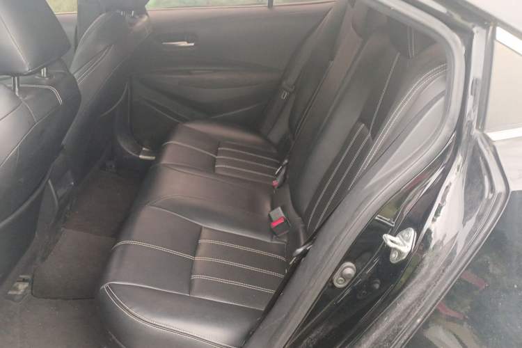 Used Toyota Levin 2019 Dual-Engine 1.8H E-CVT Luxury Edition China VI Standard Left Rear Seat