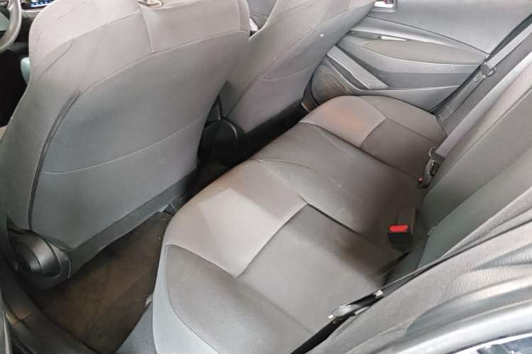 Used Toyota Levin 2019 185T CVT Luxury Edition China VI Standard Left Rear Seat