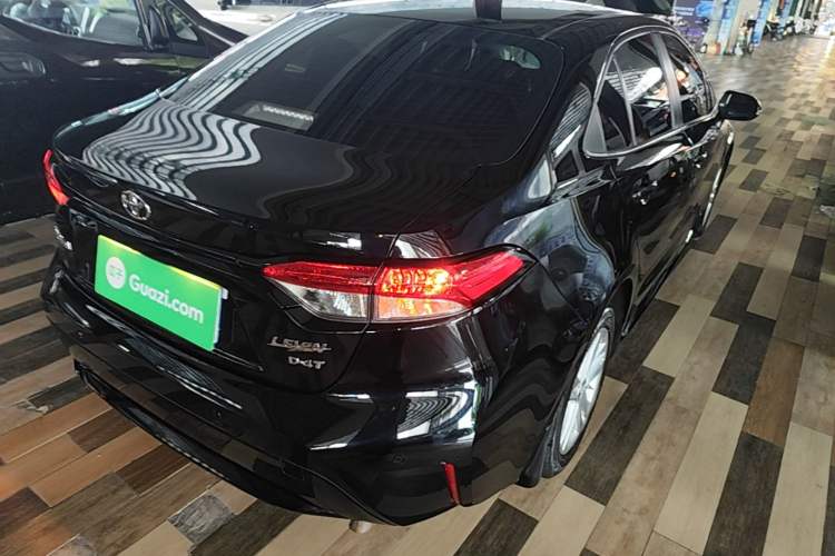 Used Toyota Levin 2019 185T CVT Luxury Edition China VI Standard Rear Right 45 Deg
