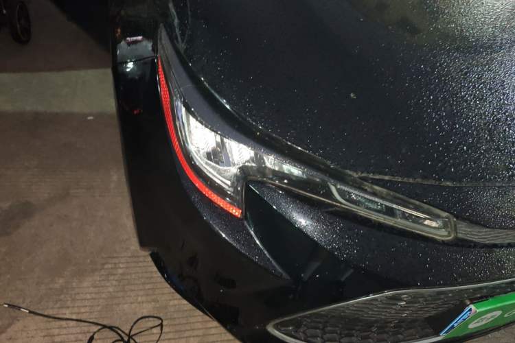 Used Toyota Levin 2019 Dual-Engine 1.8H E-CVT Luxury Edition China VI Standard Right Front Headlight