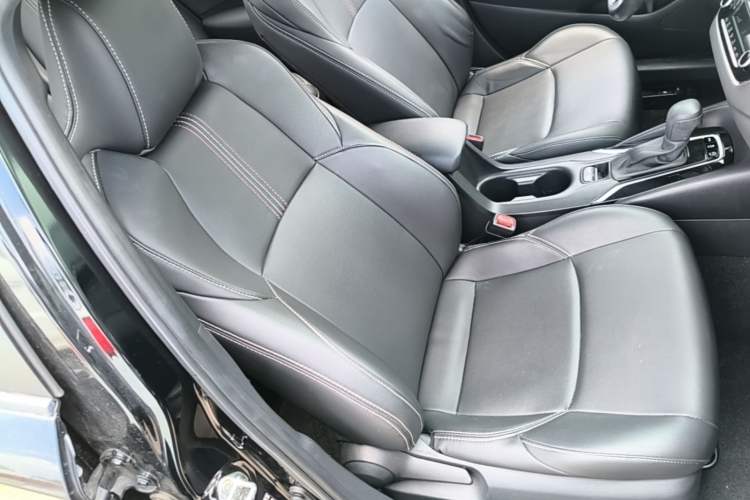 Used Toyota Levin 2019 185T CVT Luxury Edition China VI Standard Right Front Seat