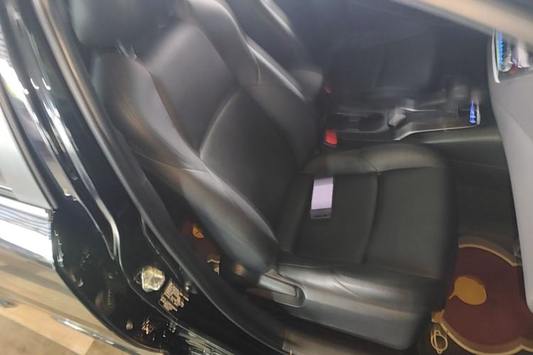 Used Toyota Levin 2019 185T CVT Luxury Edition China VI Standard Right Front Seat