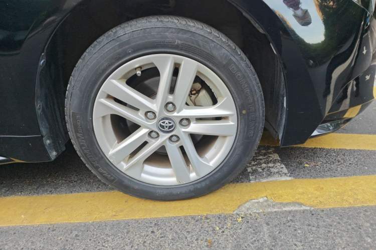 Used Toyota Levin 2019 185T CVT Luxury Edition China VI Standard Right Front Wheel Hub